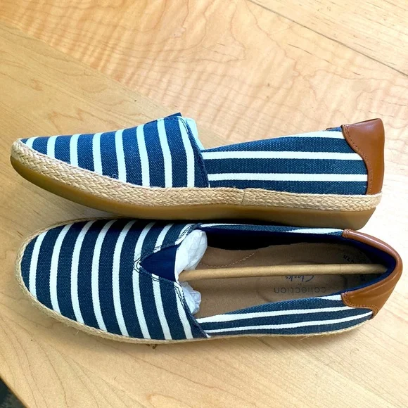 NEW Clarks Navy Striped Canvas Espadrilles Loafers - Picture 3 of 10
